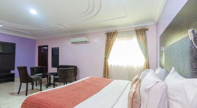 Номер Standard Royal Terrace Hotel & Towers