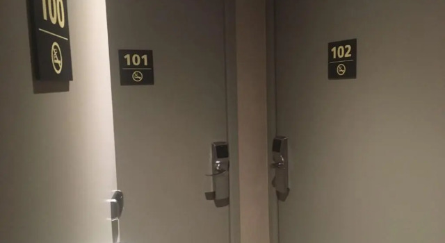 Четырёхместный номер Standard Brit Hotel Ker Lann Aeroport - Parc Expo