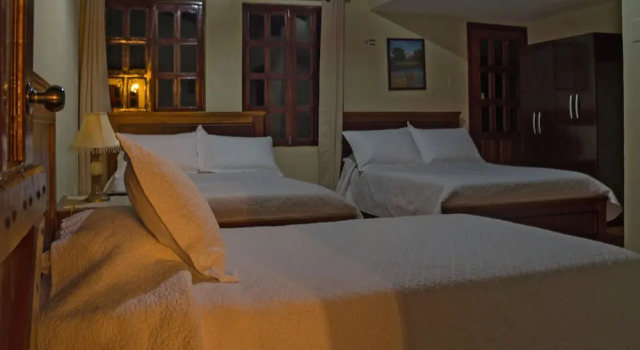 Трёхместный номер Standard с балконом Hosteria San Carlos Tababela