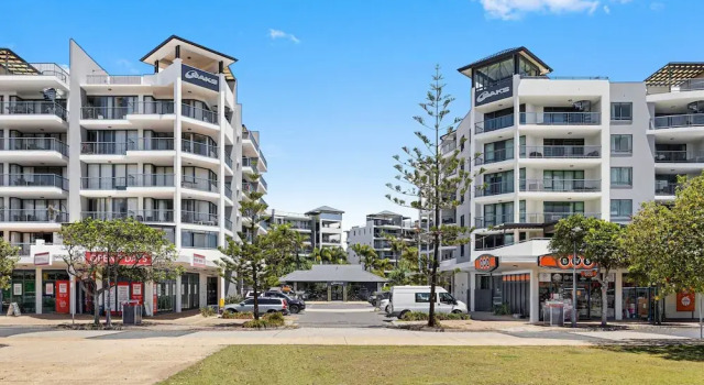Beachside 2-bed With Pools, Gym, BBQ and Parking, Prenota Appartamento Hotel a Queensland con parcheggio, Parcheggio