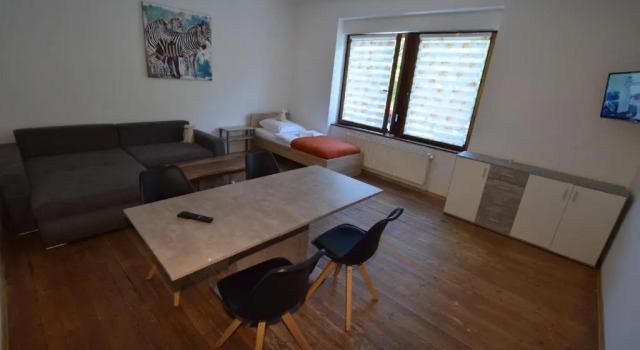 Apartment Ostendplatz