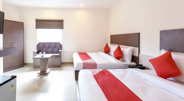 OYO 11689 Kelvish Hotel