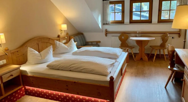 Трёхместный номер Standard Hotel zur Post