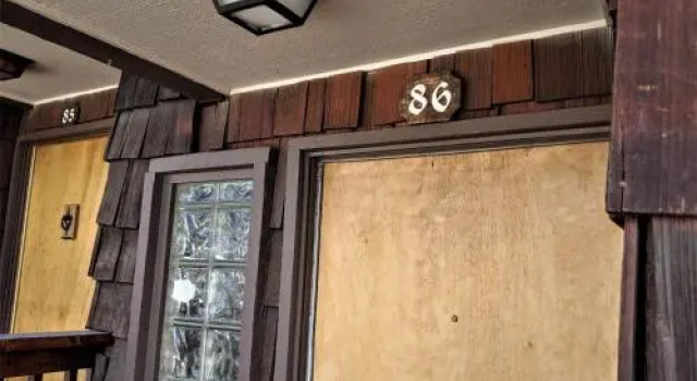 Two-Bedroom Premier Townhouse Unit #86 by Snow Summit Townhouses, Prenota Appartamento Hotel SPA a Big Bear Lake, SPA