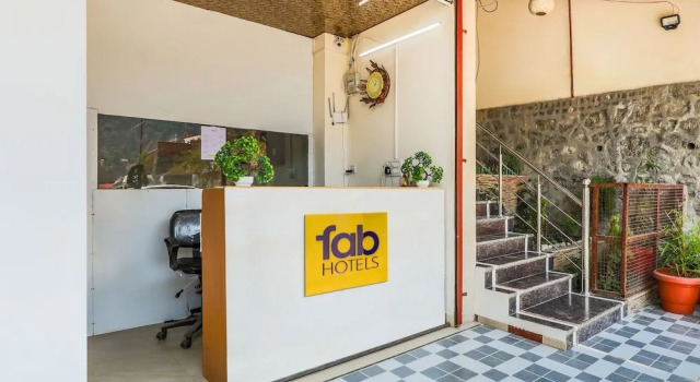FabHotel 7 Heavens, Rezervovat Hotel Mussoorie Uttarakhand