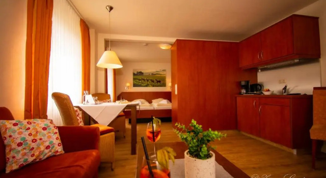 Апартаменты Hotel Zwei Linden - links der Elbe - Niedersachsen