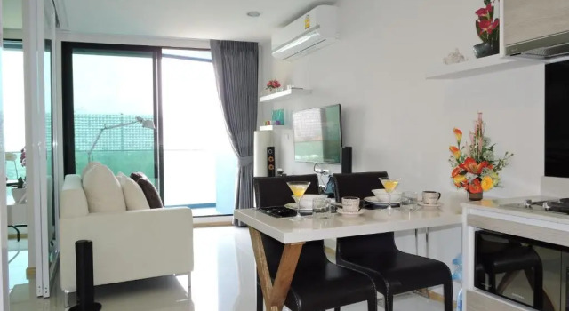 Acqua Condominium 2