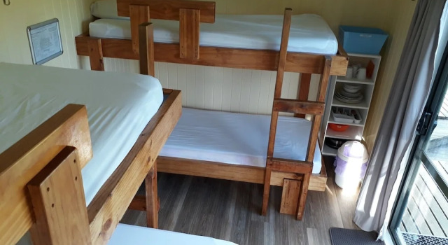 Четырёхместный номер Standard Opunake Beach Holiday Park