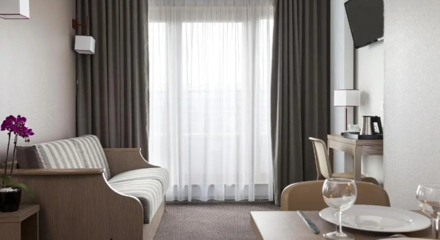 Апартаменты Nehô Suites Porte de Genève - Gare Annemasse