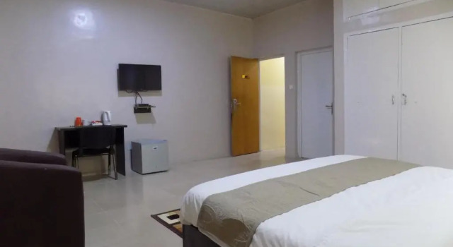 Posh Hotel and Suites Ikeja, Book Apartment Cheap Hotels in Lagos State
