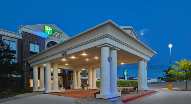 Holiday Inn Express & Suites Buffalo by IHG, Забронировать Отель Буффало Вайоминг
