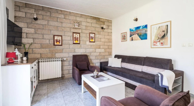 Amazing Apartment in Gruda With 2 Bedrooms and Wifi, Забронировать Апартаменты/квартира Апартаменты Груды, Апартаменты/квартира