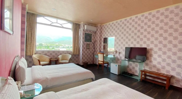 Camera quadrupla Standard con vista sulle montagne Hua Li Hotel