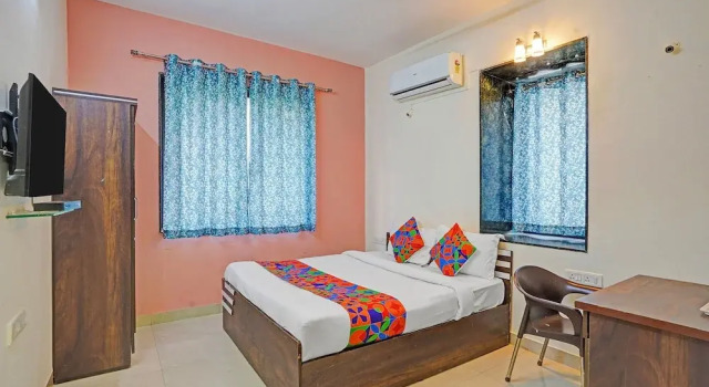 Номер Deluxe FabHotel Kohinoor Residency I