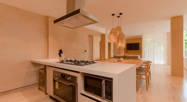 Апартаменты Premier Lumina at The Village Luxury Residences in Corasol