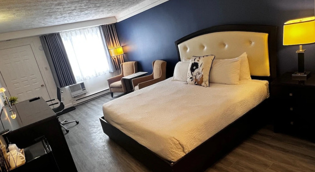Двухместный номер Standard Travelodge by Wyndham Drummondville