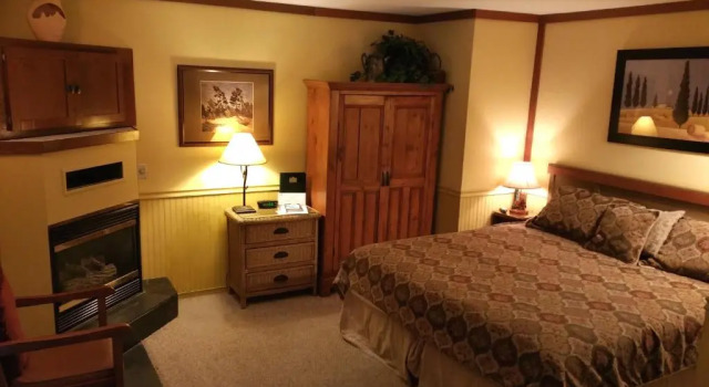 Lodge At Sedona