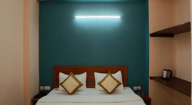 Двухместный номер Deluxe с балконом Glinzer Noida