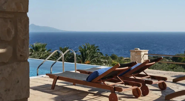 Вилла с 2 комнатами Blue Caves Villas - exceptional Villas with private pools direct access to the sea