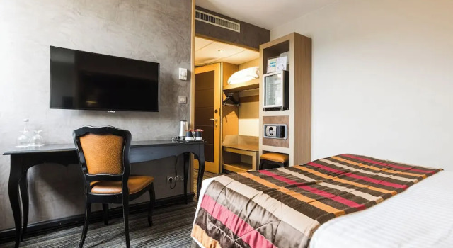 Номер Business Plaza Madeleine & Spa
