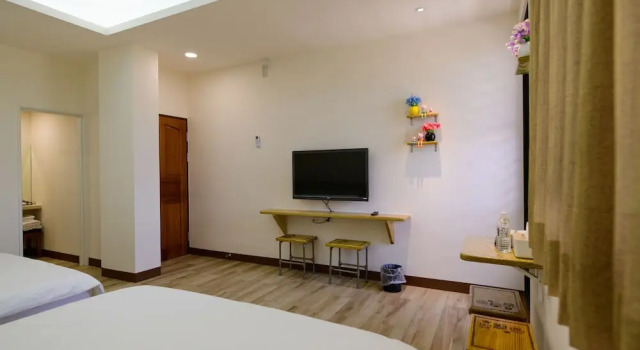 Четырёхместный номер Standard c 1 комнатой с балконом Township Season B&B