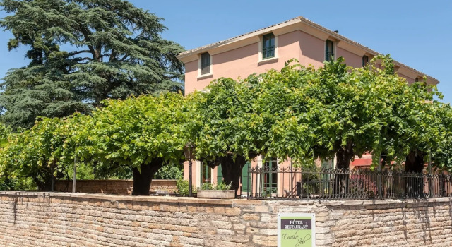Hôtel Restaurant Emile Job, Rezervasyon Otel Montmerle-sur-Saone Ain