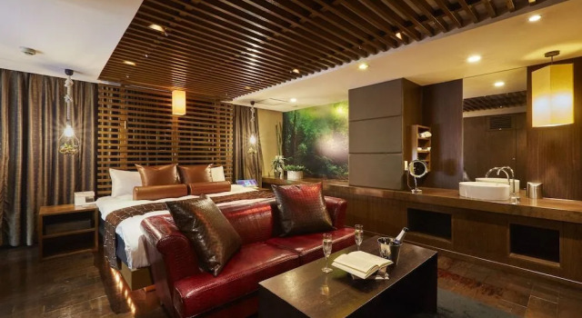 HOTEL LOVE, Забронировать Отель Недорогие отели Айти, недорого