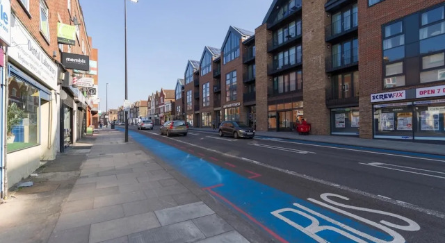 NEW Bright 1BD Flat in the Heart Tooting Broadway