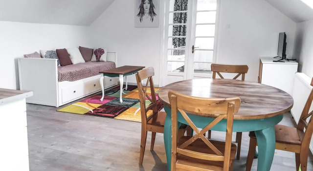 Boholand Apartman Eger, Buchen Sie Ferienwohnung Eger 
