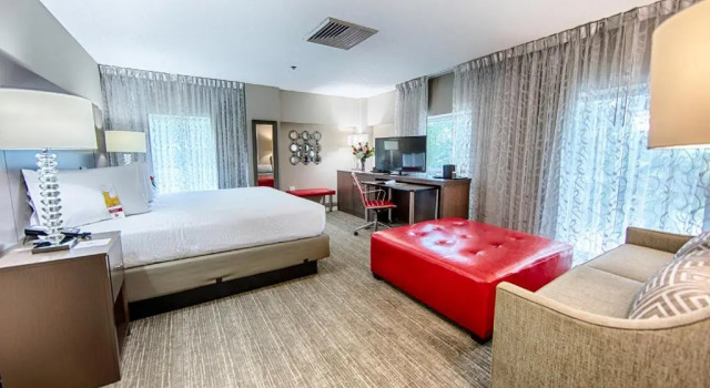 Полулюкс Hotel Capstone