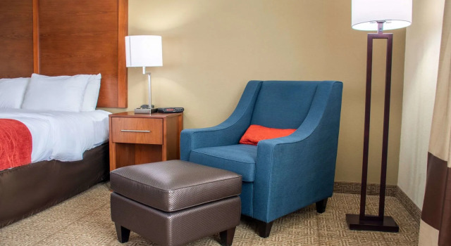 Comfort Inn Dickson, 予約 ホテル ディクソン テネシー州