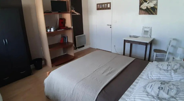 L'Escapade63, Book Bed and Breakfast Riom Puy-de-Dôme