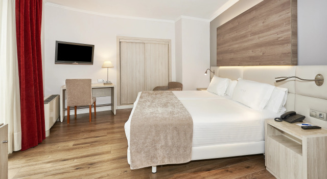 NH Córdoba Califa Hotel