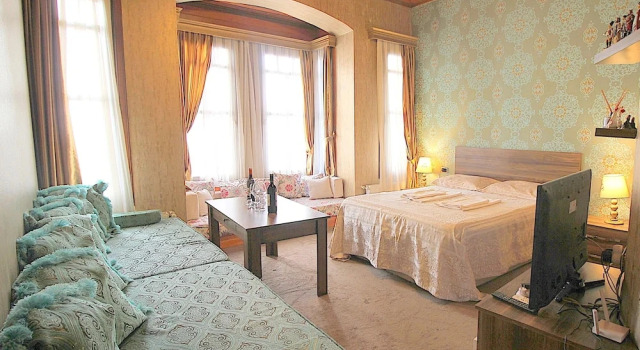 Четырёхместный люкс с 2 комнатами The Pashas House