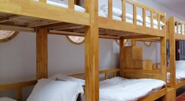 Кровать в общем номере (мужской номер) Boruozhan Homestay, Fengze District, Quanzhou