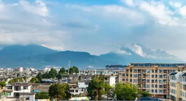 Lijiang Ancient Town Yunduli Guesthouse, Prenota Hotel Hotel a Lijiang con parcheggio, Parcheggio