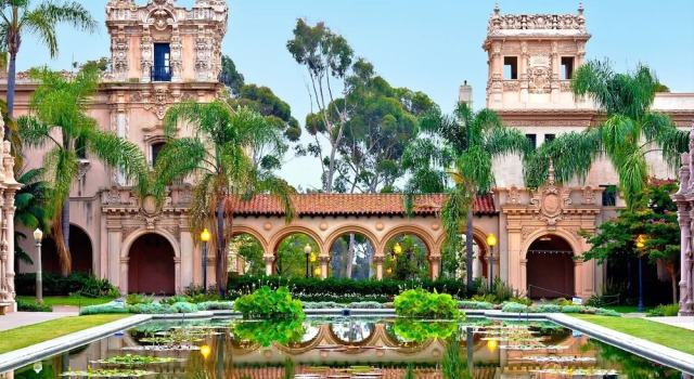 Open and Sunny in San Diego by RedAwning, Забронировать Отель Отели Сан-Диего 3 звезды, рядом с Visitor Information Center, 3*