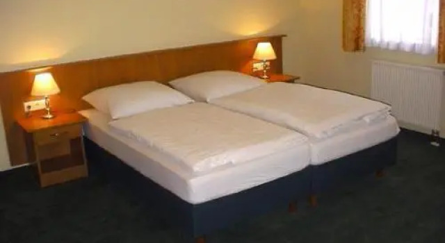 Hotel Haller Hof, Забронировать Отель Швебиш-Халль Swabian Forest