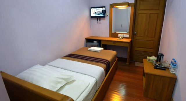 Wut Hmon Thit Motel, Boek Motel Nyaung-U Mandalay Region