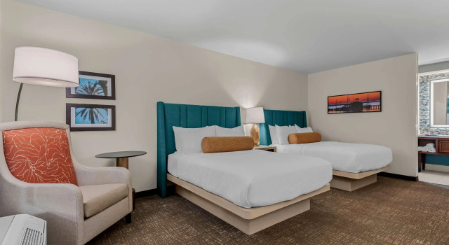 Четырёхместный люкс Best Western Seaway Inn