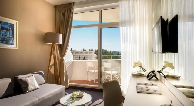 Полулюкс с балконом и с видом на море Remisens Hotel Albatros-All inclusive
