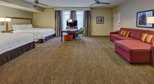 Четырёхместный номер Standard Hampton Inn Savannah-I-95-North