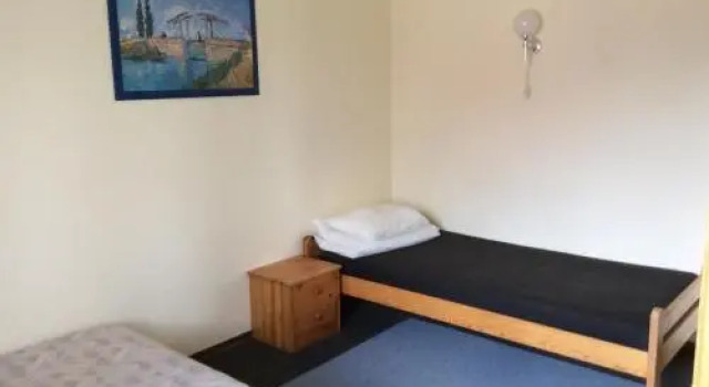 Robinson Apartmanház, Забронировать Отель Монок Боршод-Абауй-Земплен