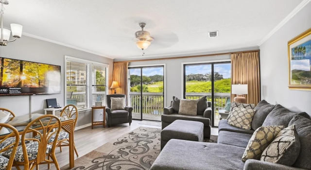Sandpiper Cove 4117 2 Bedroom Condo by RedAwning, Varaa Hotelli Hotellit Emerald Coast uima-altaalla, Uima-allas