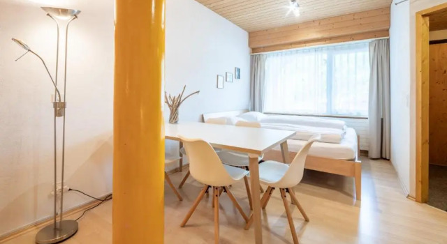 Cristallina II, Book Hotel Laax 