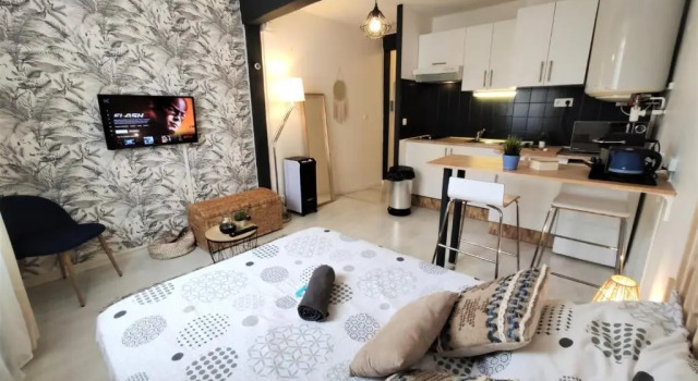 Le Jasmin des Carmes - Hypercentre - Netflix, Забронировать Отель Отели Тулузы с парковкой, рядом с Le Pont Neuf, Парковка