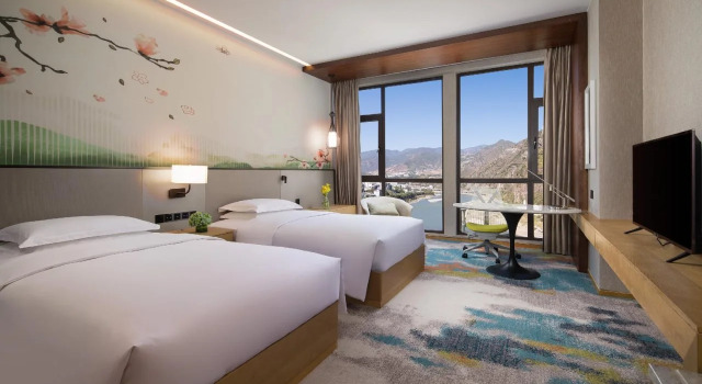 Hilton Garden Inn Nujiang