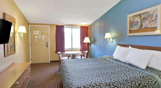 Номер Standard Days Inn by Wyndham Lawrenceville