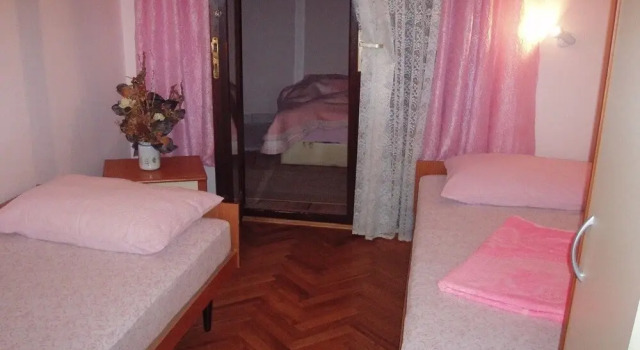 Lile - Comfortable 3 Bedroom Apartment - A1, Rezerwuj Apartament Hotele w Split-Dalmatia County z parkingiem, Parking