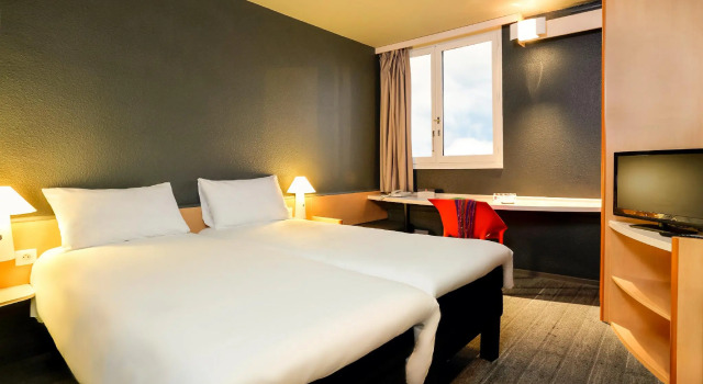 Двухместный номер Standard ibis Nemours